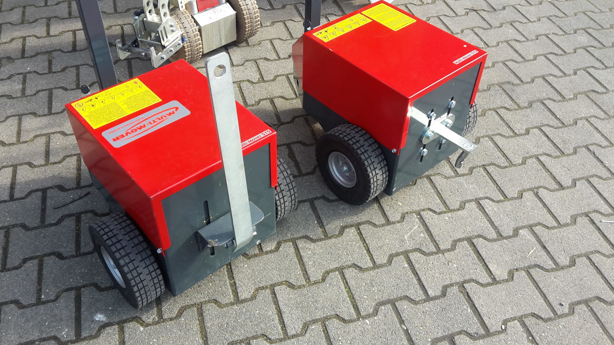 Compact electric power tug, Multi-Mover S15 - up to 1500 Kg